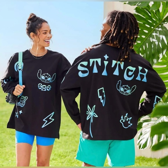 Disney Parks Lilo & Stitch Sweatshirt Pullover Celebration New with Tags - Picture 1 of 9